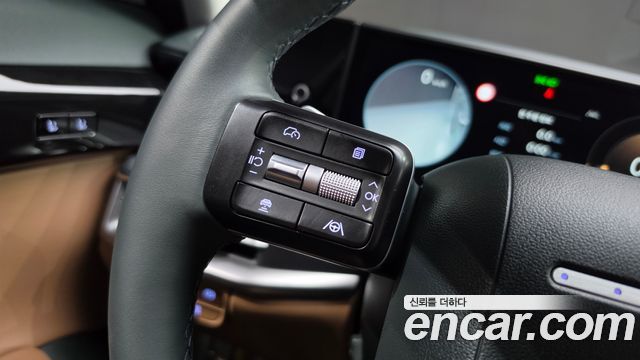 Hyundai Grandeur (GN7) 2,5 Gasoline 2WD Exclusive 2023 — фото 15