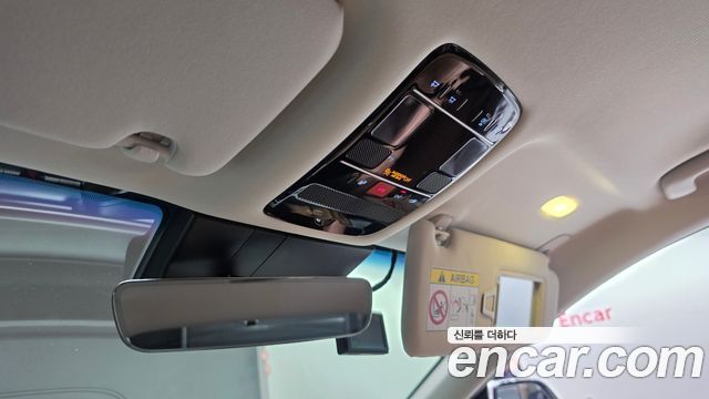Hyundai Grandeur (GN7) 2,5 Gasoline 2WD Exclusive 2023 — фото 19