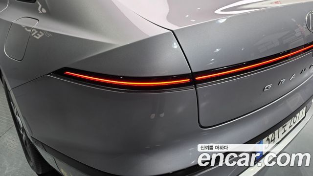 Hyundai Grandeur (GN7) 2,5 Gasoline 2WD Exclusive 2023 — фото 23