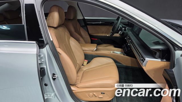 Hyundai Grandeur (GN7) 2,5 Gasoline 2WD Exclusive 2023 — фото 26