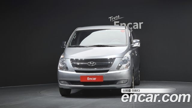 Hyundai Grand Starex 12-Seater Wagon CVX Luxury 2013 — фото 3