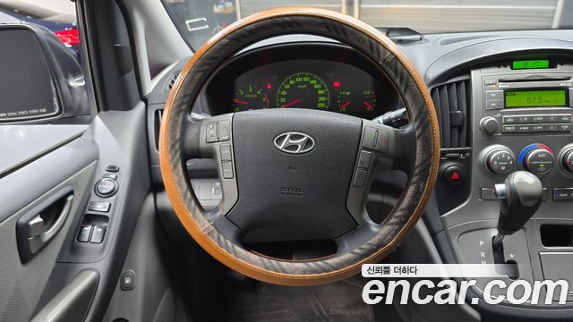 Hyundai Grand Starex 12-Seater Wagon CVX Luxury 2013 — фото 13