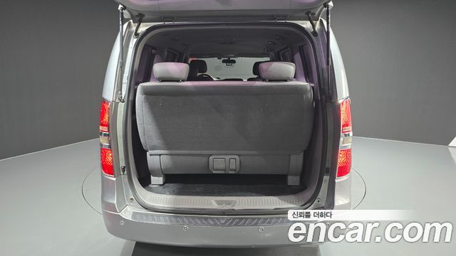 Hyundai Grand Starex 12-Seater Wagon CVX Luxury 2013 — фото 20