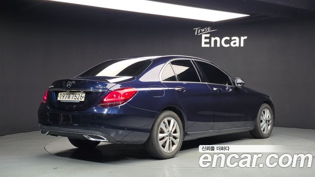 Mercedes-Benz C-Class (W205) C220 d Avantgarde 2019 — фото 2