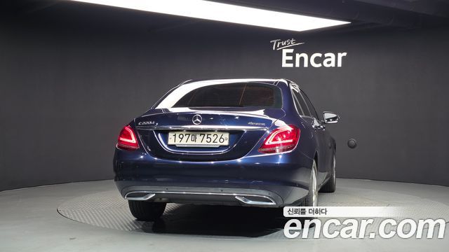 Mercedes-Benz C-Class (W205) C220 d Avantgarde 2019 — фото 4