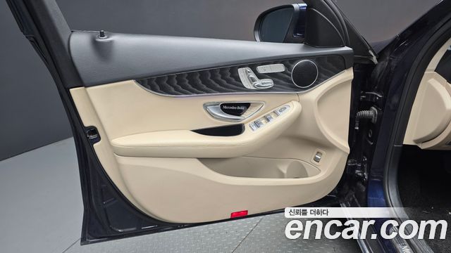 Mercedes-Benz C-Class (W205) C220 d Avantgarde 2019 — фото 24