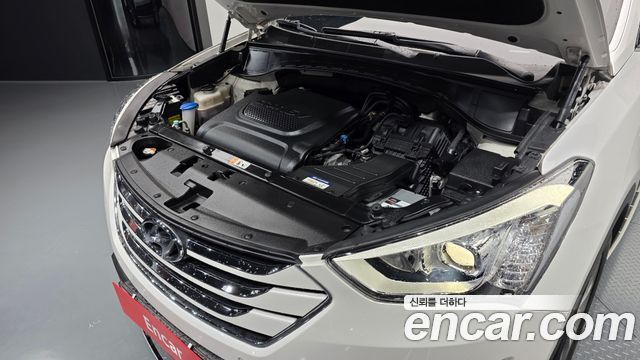Hyundai Santa Fe (DM) Diesel(e-VGT) 2.0 2WD Exclusive 2015 — фото 6