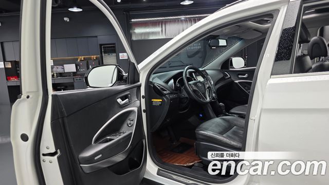 Hyundai Santa Fe (DM) Diesel(e-VGT) 2.0 2WD Exclusive 2015 — фото 10