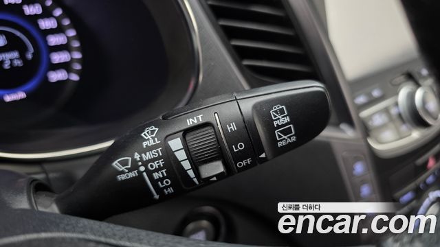 Hyundai Santa Fe (DM) Diesel(e-VGT) 2.0 2WD Exclusive 2015 — фото 24