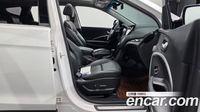 Hyundai Santa Fe (DM) Diesel(e-VGT) 2.0 2WD Exclusive 2015 — фото 32