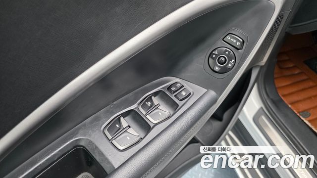 Hyundai Santa Fe (DM) Diesel(e-VGT) 2.0 2WD Exclusive 2015 — фото 33