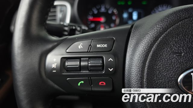 Kia Sorento Diesel 2.2 2WD Noblesse 2016 — фото 18