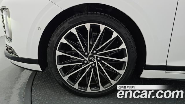 Hyundai Grandeur Hybrid (GN7) Calligraphy 2025 — фото 5