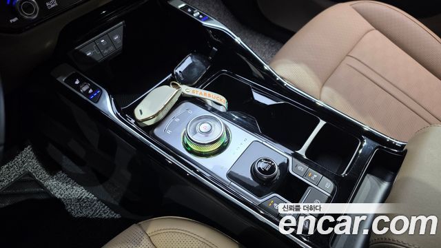 Kia Sorento (IV) Gasoline 2.5T 2WD Noblesse 2025 — фото 9