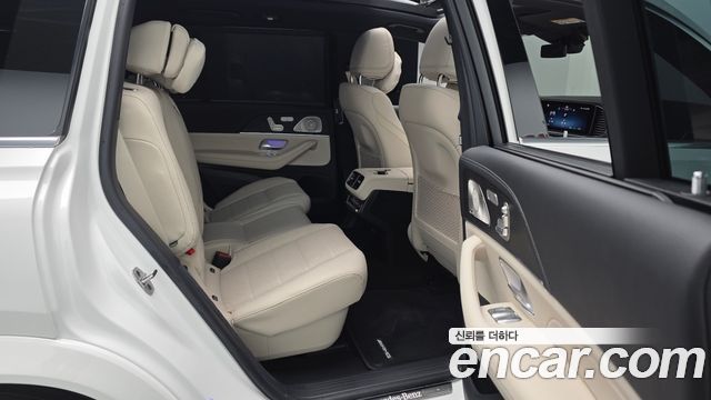 Mercedes-Benz GLS-Class (X167) GLS450 4MATIC 2025 — фото 12