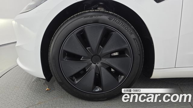 Tesla Model 3 Long Range AWD 2024 — фото 5