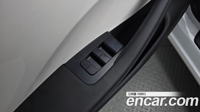 Tesla Model 3 Long Range AWD 2024 — фото 29