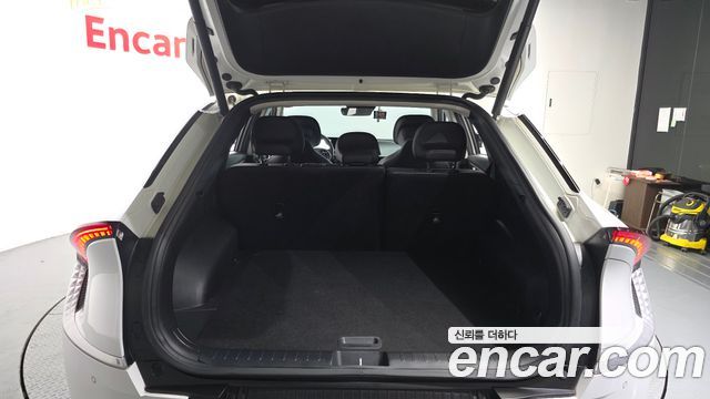 Kia EV6 Standard Air 2022 — фото 20