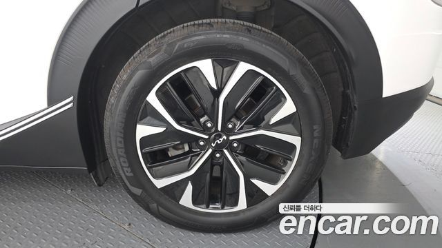 Kia EV6 Standard Air 2022 — фото 21