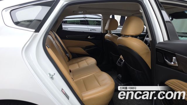 Kia K7 Premier 3.0 GDI Signature 2020 — фото 12