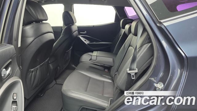 Hyundai Santa Fe (DM) Diesel(e-VGT) 2.0 2WD Premium 2015 — фото 16