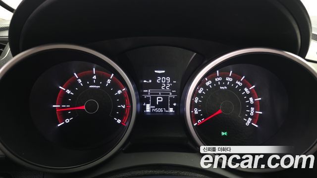 KG Mobility (SsangYong) Tivoli TX 2WD 2015 — фото 8