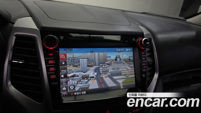 KG Mobility (SsangYong) Tivoli TX 2WD 2015 — фото 14
