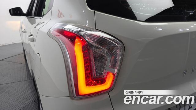 KG Mobility (SsangYong) Tivoli TX 2WD 2015 — фото 23