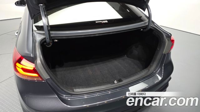 Hyundai Avante (AD) 1.6 Turbo Sport 2017 — фото 20