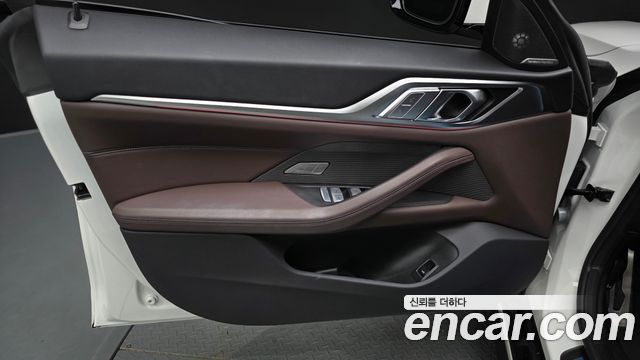 BMW 4 Series (G22) 420i M Sports GranCoupe 2024 — фото 24