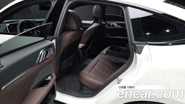 BMW 4 Series (G22) 420i M Sports GranCoupe 2024 — фото 26