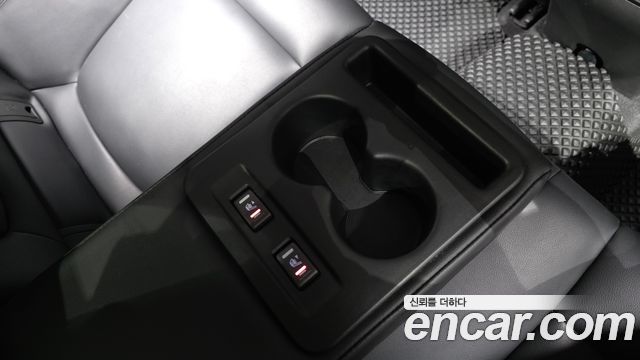 Renault Korea SM6 2.0 GDe SE 2020 — фото 19