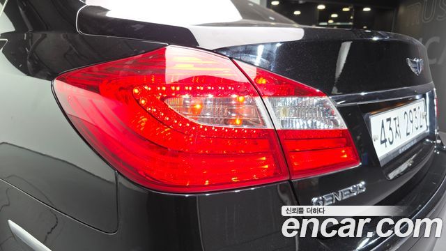 Hyundai Genesis BH330 Modern Standard 2014 — фото 23
