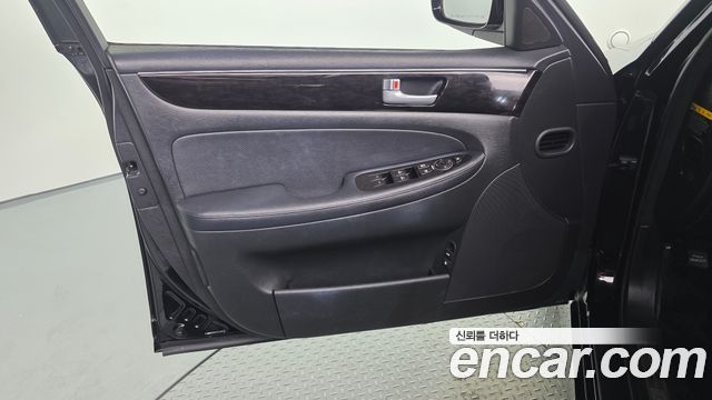 Hyundai Genesis BH330 Modern Standard 2014 — фото 24