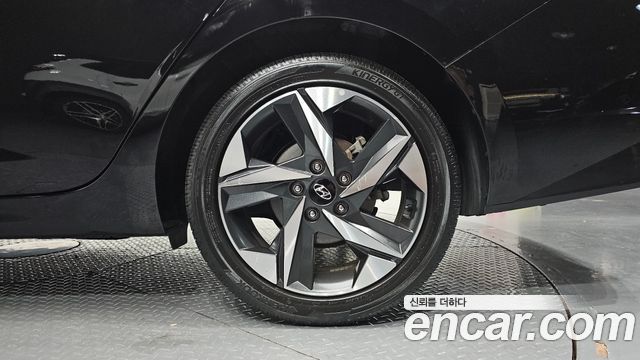 Hyundai Avante (CN7) 1.6 Inspiration 2021 — фото 21