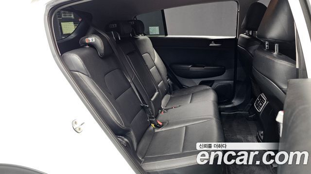 Kia Sportage (IV) Diesel 1.7 2wd Noblesse 2016 — фото 12