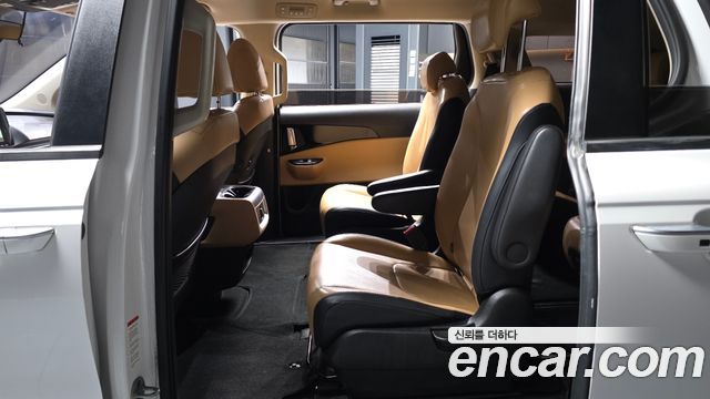 Kia Carnival (IV) Diesel 9-Seater Prestige 2022 — фото 26