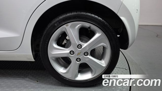 Chevrolet Spark Premier 2019 — фото 21