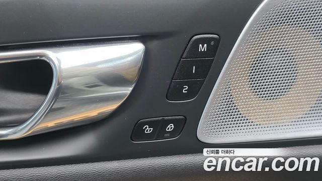 Volvo S60 (III) T5 Inscroption 2020 — фото 14