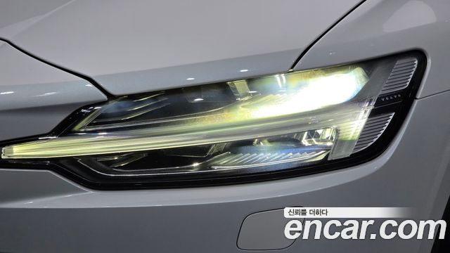 Volvo S60 (III) T5 Inscroption 2020 — фото 22