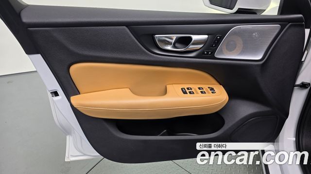 Volvo S60 (III) T5 Inscroption 2020 — фото 24