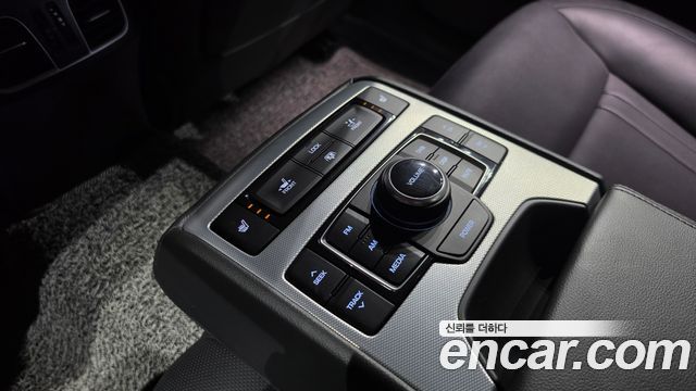 Genesis G80 3.3 GDI AWD Premium Luxury 2019 — фото 12