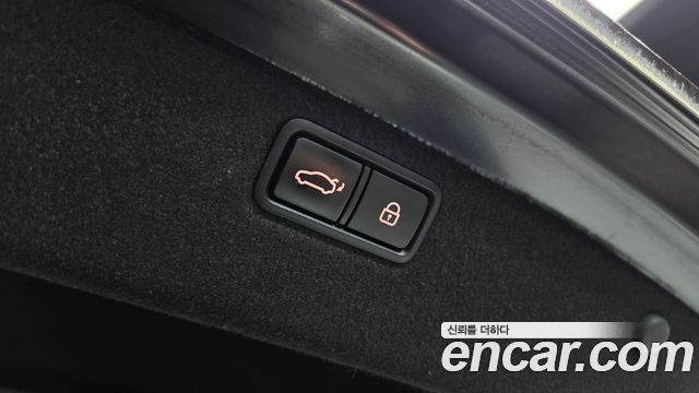 Genesis G80 3.3 GDI AWD Premium Luxury 2019 — фото 16