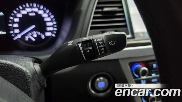 Genesis G80 3.3 GDI AWD Premium Luxury 2019 — фото 17