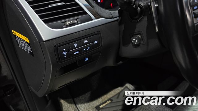 Genesis G80 3.3 GDI AWD Premium Luxury 2019 — фото 18