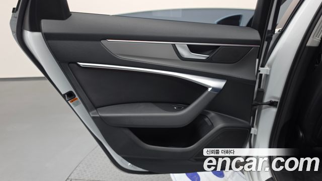 Audi A6 (C8) 45 TFSI Quattro 2020 — фото 25