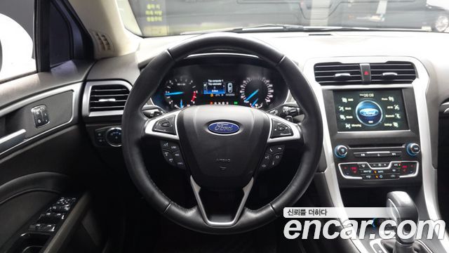 Ford Mondeo (IV) 2.0 Trend 2016 — фото 13