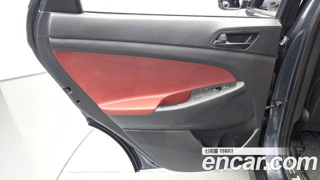 Hyundai Tucson Gasoline 1.6 turbo 2WD Modern 2020 — фото 25