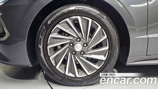 Hyundai Sonata Hybrid (DN8) Premium Plus 2023 — фото 5