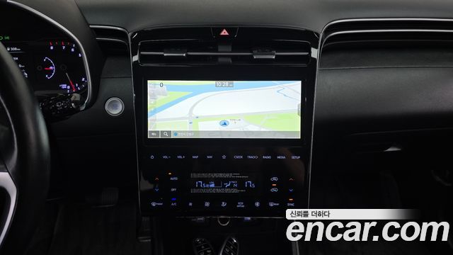 Hyundai Tucson (NX4) Gasoline 1.6 Turbo 2WD Premium 2022 — фото 13